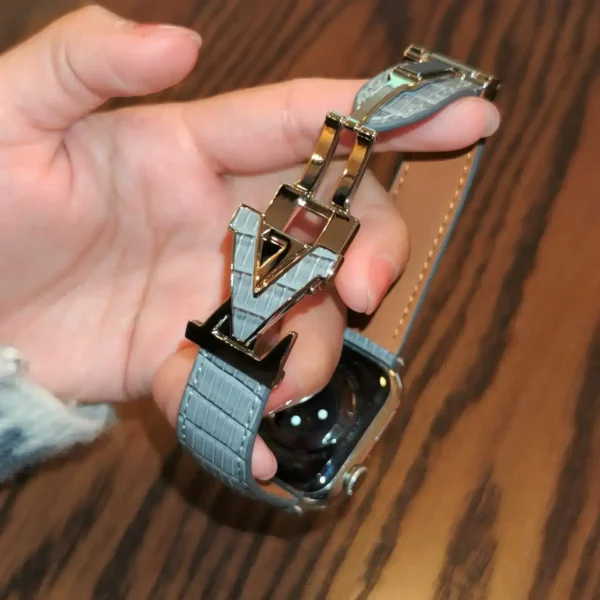 V-Clasp Leather Band-001