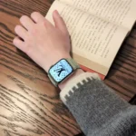 V-Clasp Leather Band-001