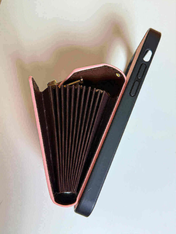 Pink iPhone case 2006 | Accordion card holder (subject to the video)
