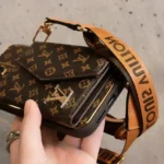 L series Phone case 3002/Accorion card holder(subject to the video)