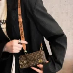 L series Phone case 3002/Accorion card holder(subject to the video)